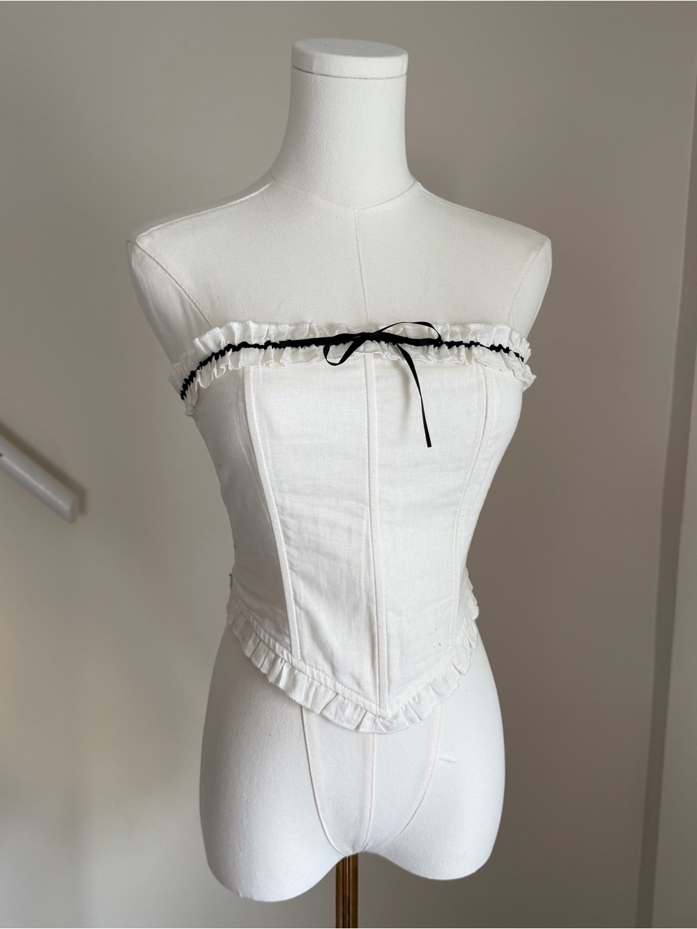 Edikted Y2K Basque Waist Strappy Tube Top Blouse White Ruffle & Black Bow